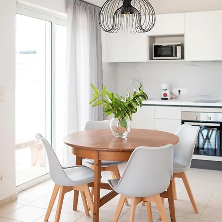 Einalia Homes By The