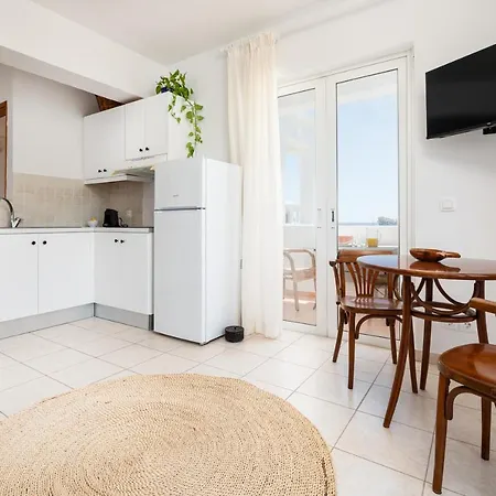 Einalia Homes By The *