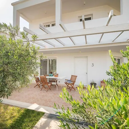 Einalia Homes By The