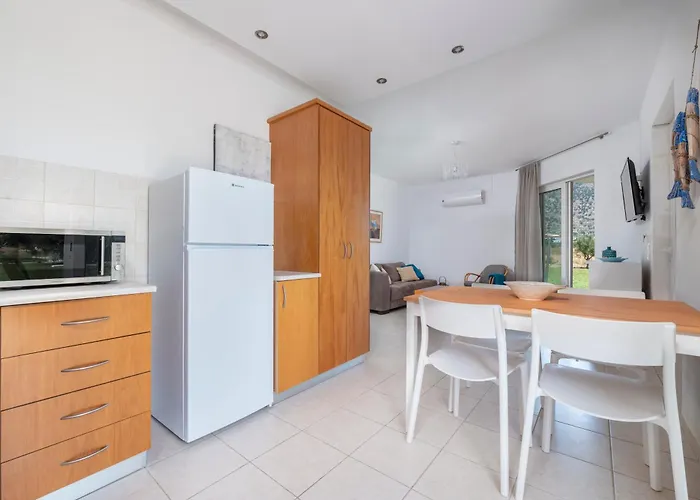 Einalia Homes By The Σπίτι διακοπών