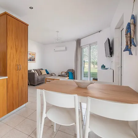 Einalia Homes By The