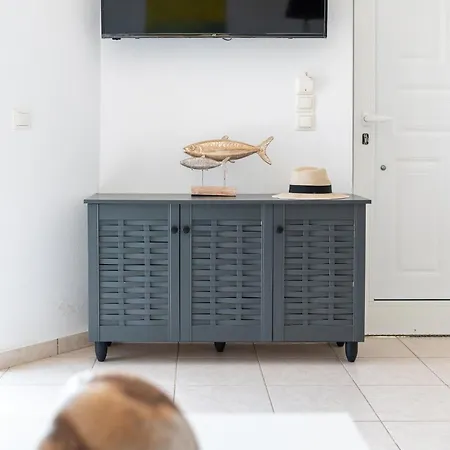 Einalia Homes By The *